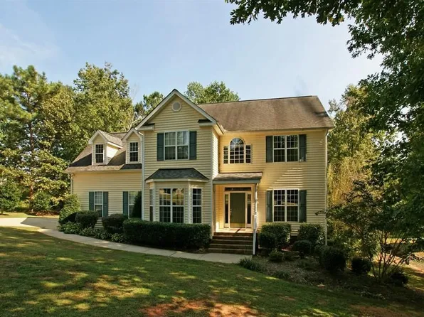 140 Trantham Trl, Clayton, NC 27527