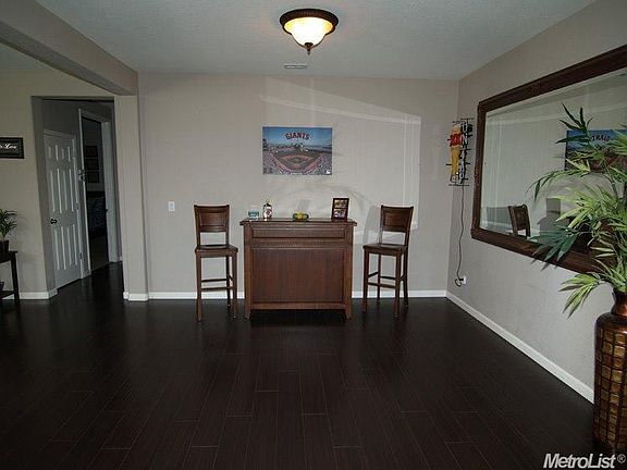 5th image of 1526 Tesoro Dr