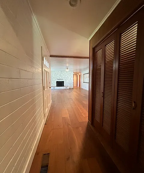 1157 East Ave — Photo 12