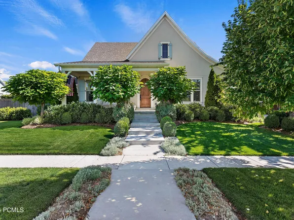 2057 W Orchard Harvest Dr, Kaysville, UT 84037