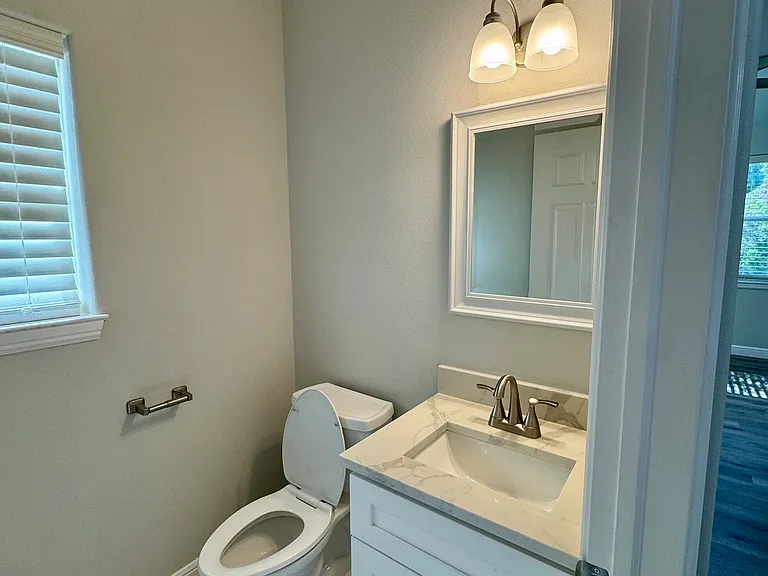 2611 Lakeridge Dr — Photo 13