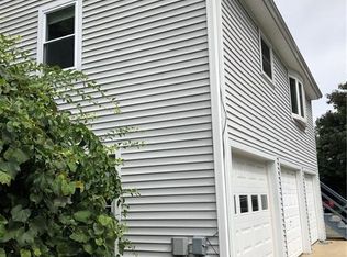 636 Metacom Ave #A, Bristol, RI 02809