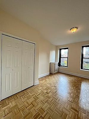 1st image of 1631 2nd Ave #4SN