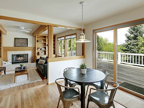 5th image of 4020 96th Ave SE