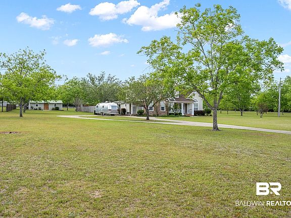 5th image of 22785 River Rd S