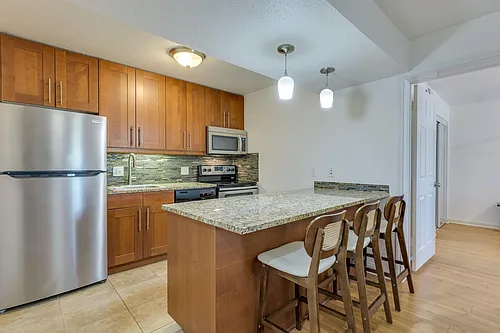 7685 Northcross Dr #1106 Photo 1