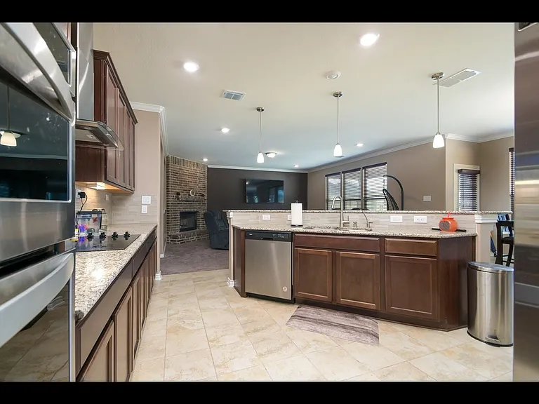 15050 Tethys Way — Photo 8