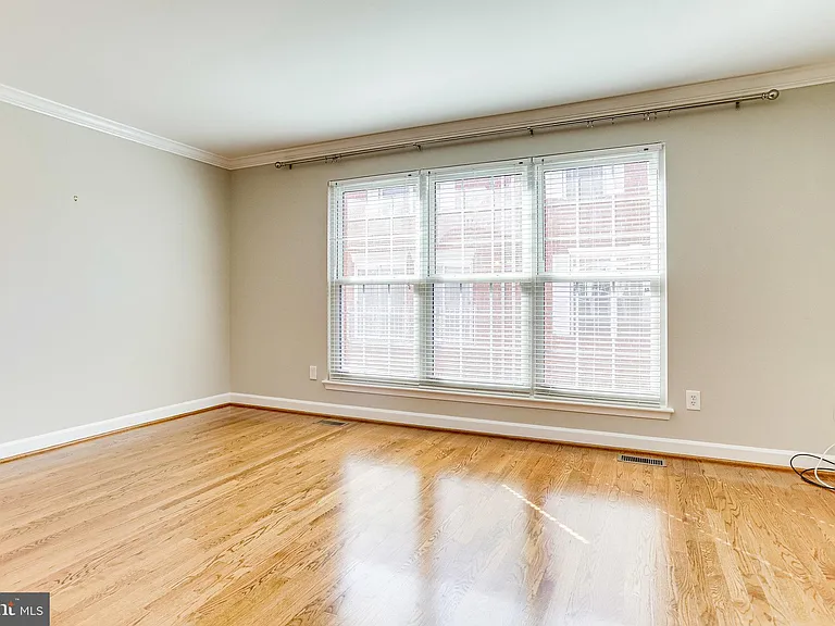 1706 S Edgewood St — Photo 11