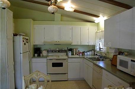2nd image of 6023 Grand Oaks Dr SE