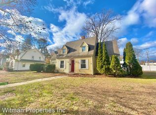 98 Rockland St, Springfield, MA 01118