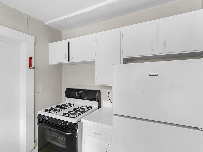 Parkview — Photo 15