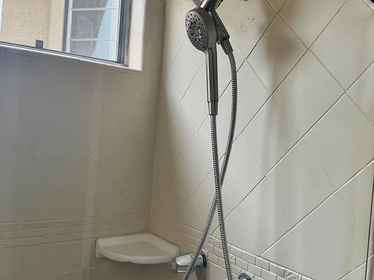 1040 N Laurel Ave #1 — Photo 14