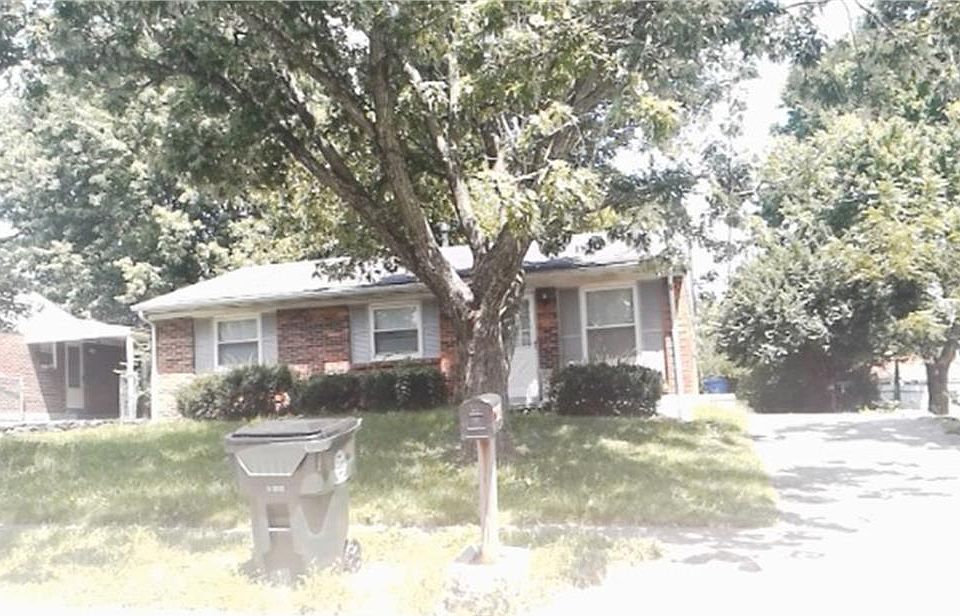 1st image of 3962 Northampton Dr