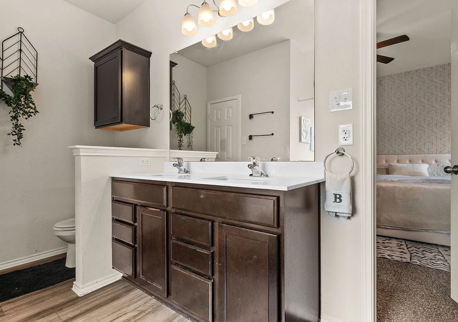 310 Saddleback Trl — Photo 3