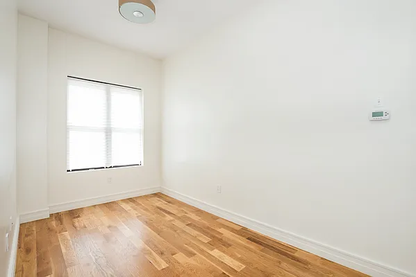 Rented by Bold New York | media 15