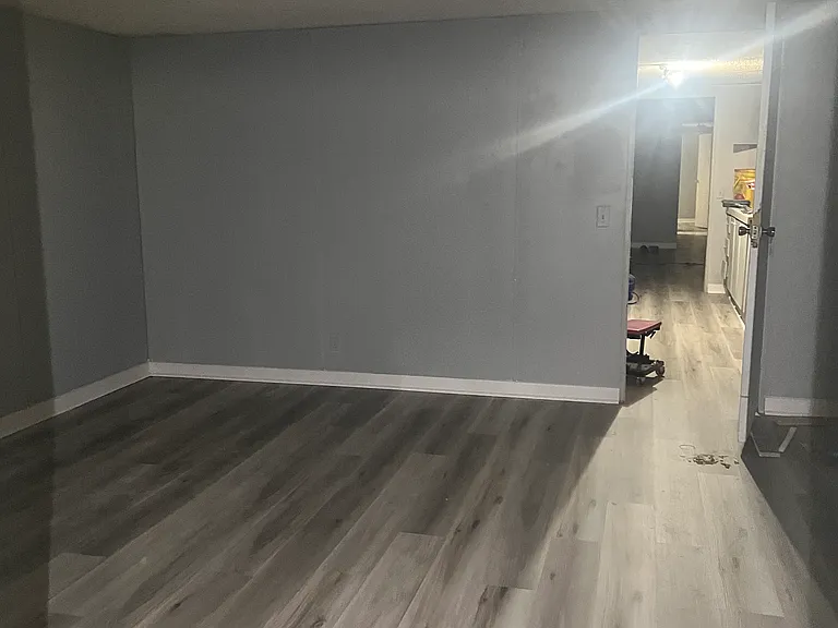 11 Stingray Rd #8 — Photo 3