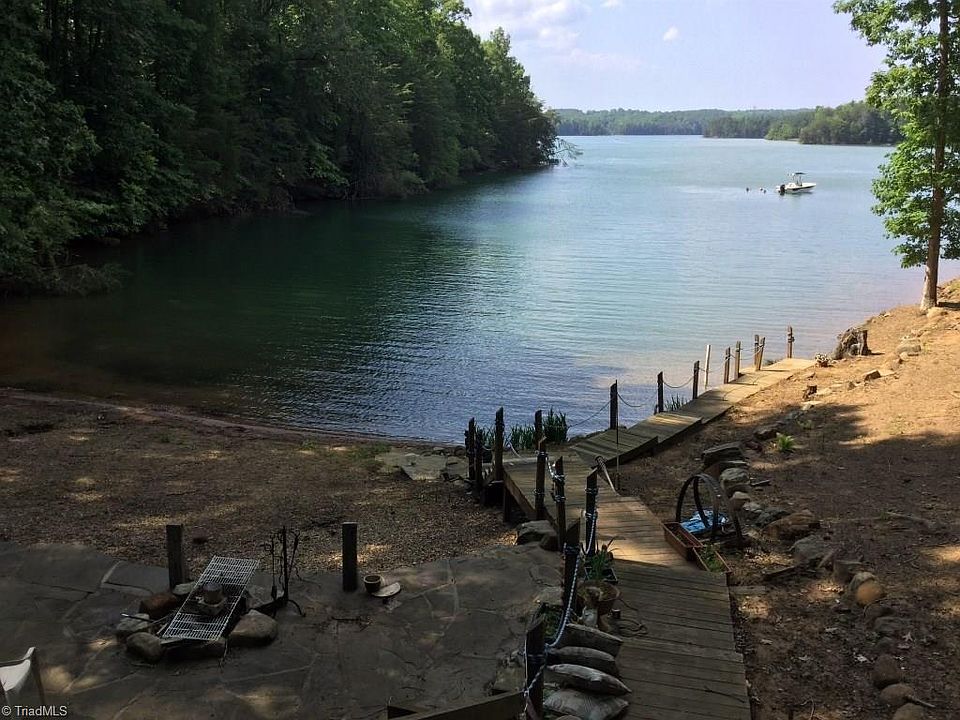 480 Crossing Creek Dr, Belews Creek, NC 27009 Zillow