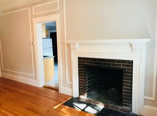 53 Elm St APT 3, Worcester, MA 01609