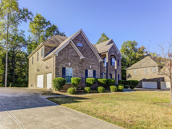 2nd image of 1733 Carissa Dr