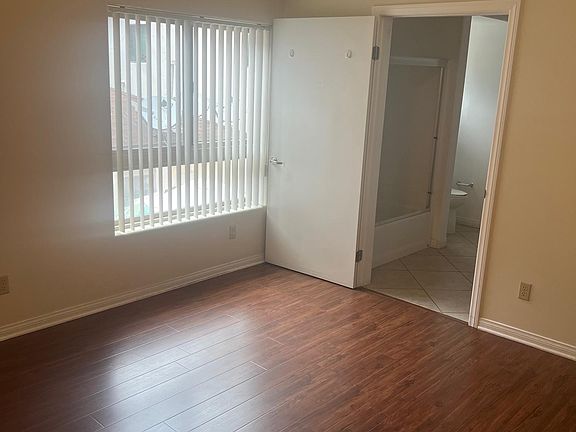 3rd image of 14349 Friar St APT 101