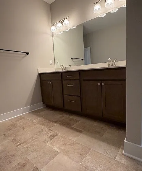 121 Kirbyberry Rd — Photo 14