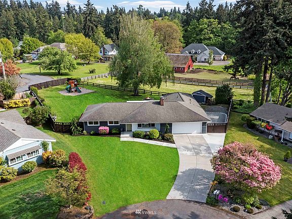 2nd image of 2121 87th Avenue Ct E