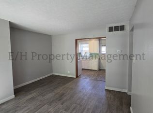 751 S Governeour Rd, Wichita, KS 67207