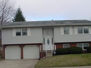 4544 N Butler Dr, Decatur, IL 62526