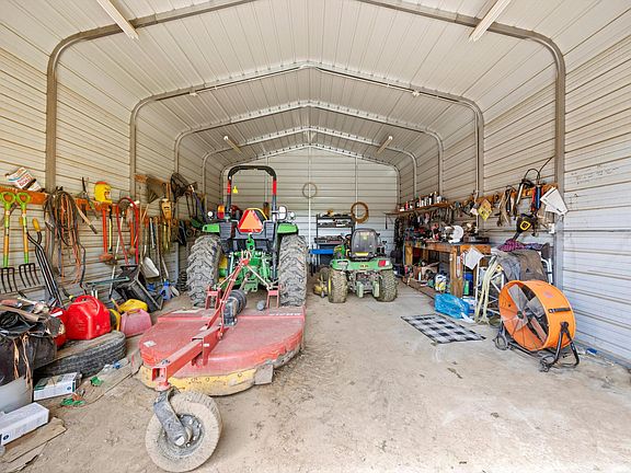 44th image of 11869 E Valley Rd