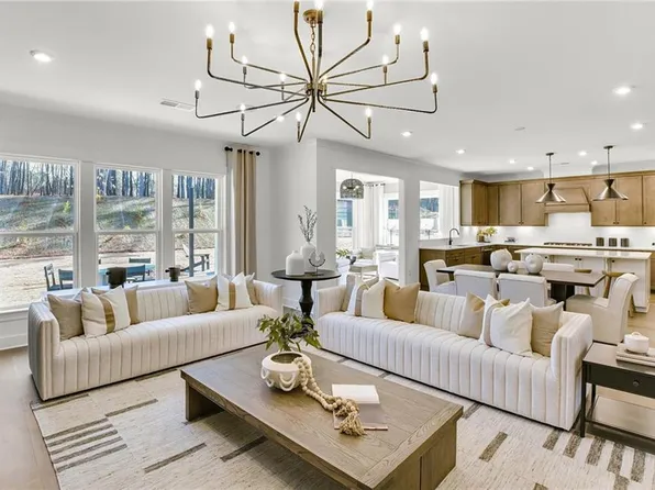 5425 Hyde Grove Dr, Cumming, GA 30040