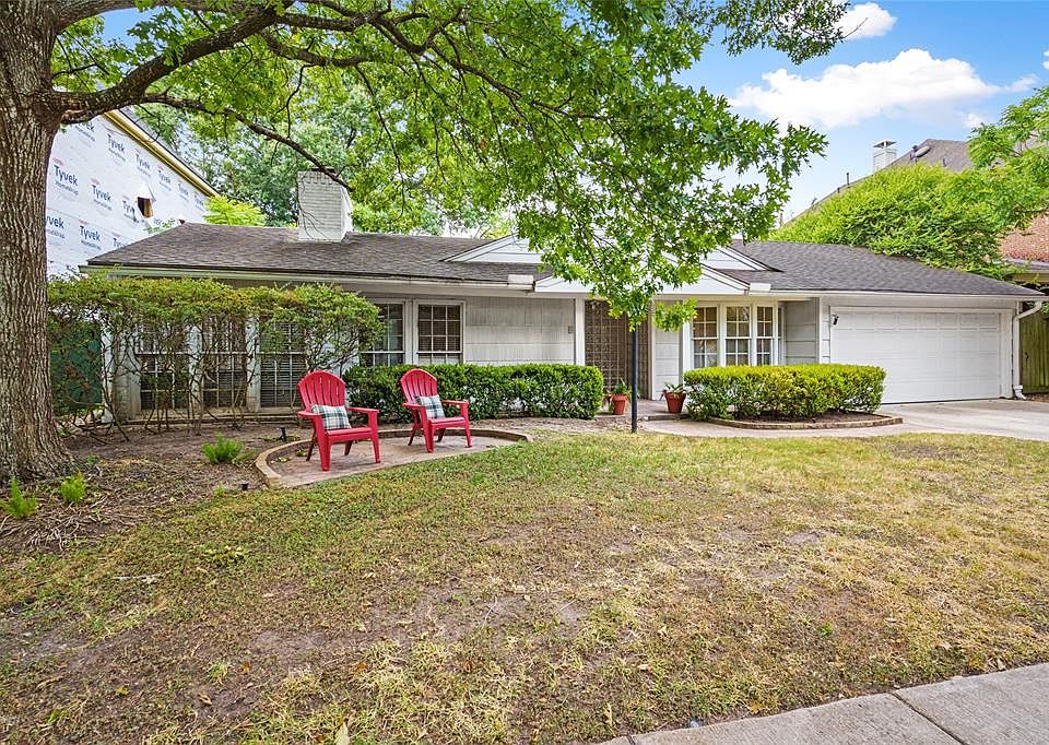 1st image of 4025 Essex Ln
