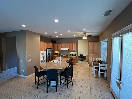 99 Shoreline Dr Photo 1