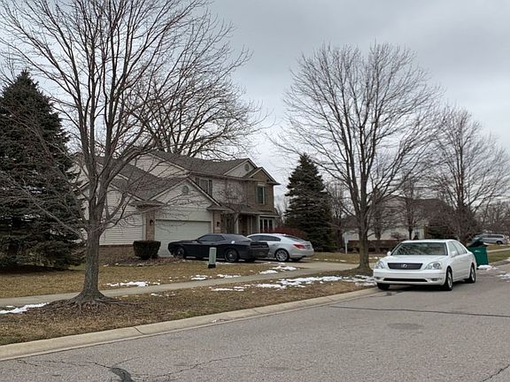 5th image of 7411 Wellington Ln