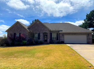 122 Swordfish Dr, Russellville, AR 72802