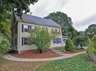 14 Winthrop St, Medway, MA 02053
