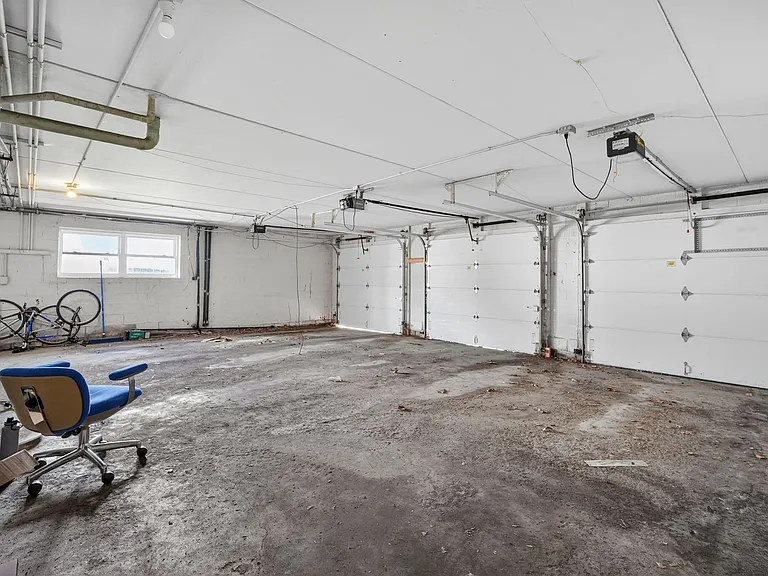 5616 Hickman Rd #3 — Photo 7