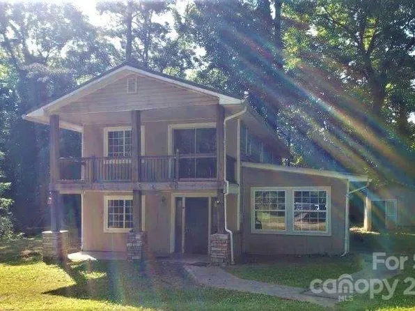 283 Robin Dr, Marion, NC 28752