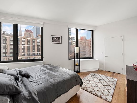 5th image of 445 W 35th St APT 9M