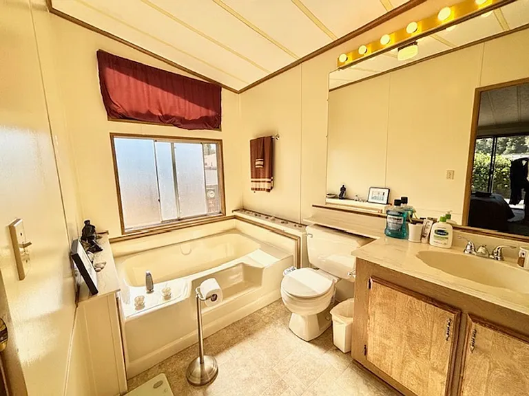 1220 Johnson Dr #108 — Photo 18