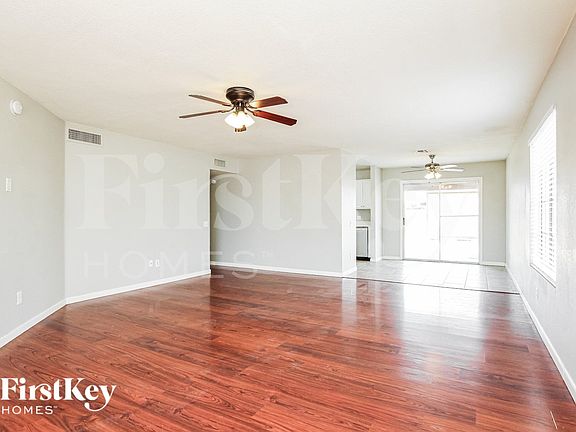 5th image of 21036 N 34th Dr
