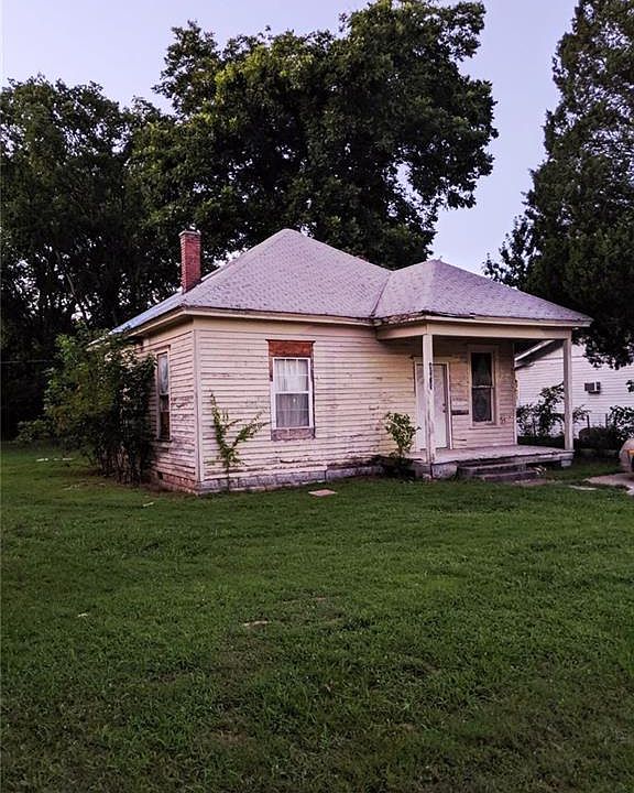 2nd image of 4005 Brockman Ave