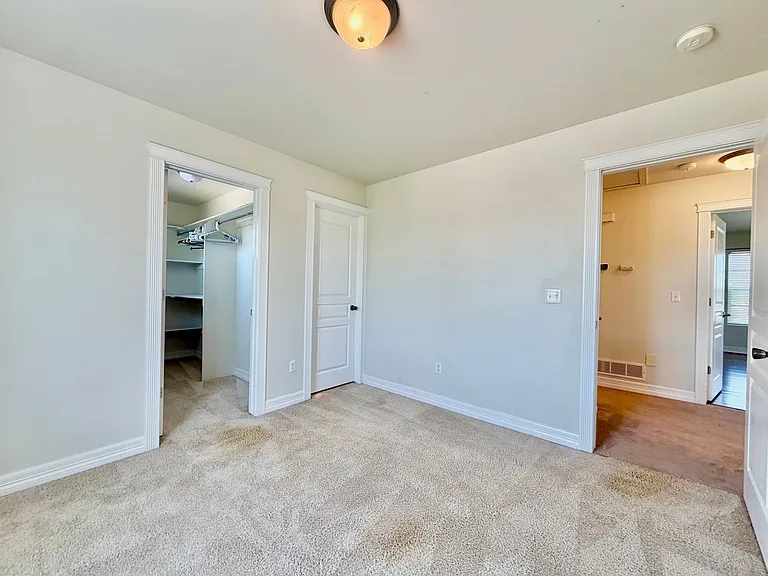 4608 Garnet Way — Photo 9