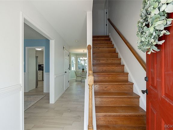 5th image of 10217 Guenevere Ct