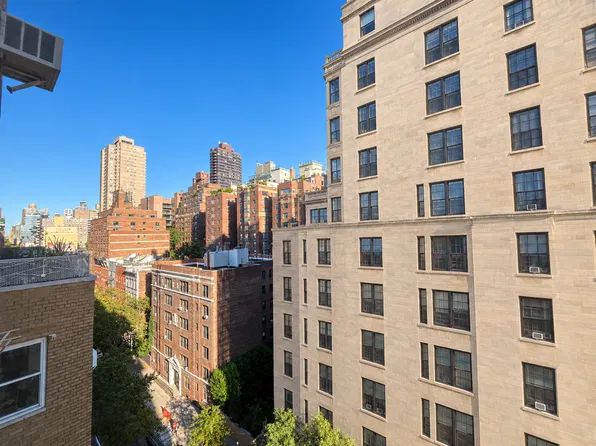 110 E End Ave APT 10E, New York, NY 10028
