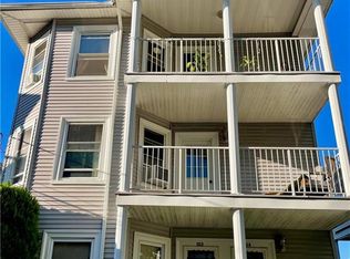 122 Paradis Ave, Woonsocket, RI 02895