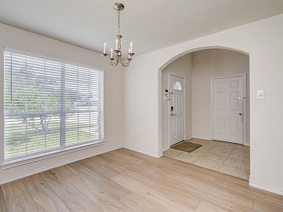 5th image of 12026 Parkers Hideaway Dr