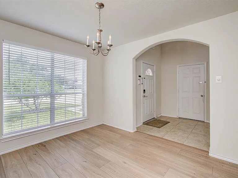 12026 Parkers Hideaway Dr — Photo 5