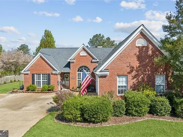 7675 Paddocks Mill Dr, Cumming, GA 30041