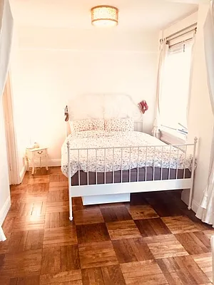 Rented by NYLA Realty | media 20