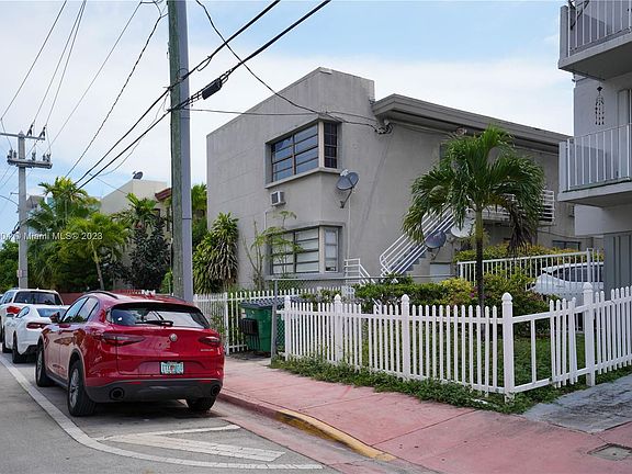 4th image of 8321 Crespi Blvd APT 5